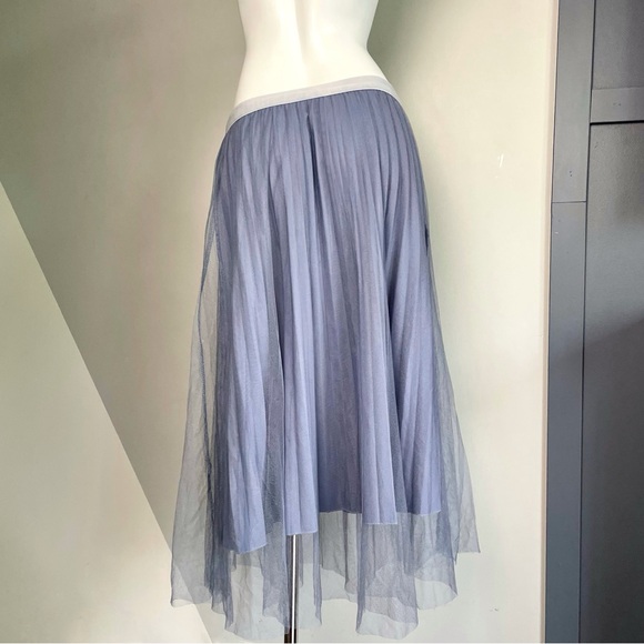 Gray Tulle Pleated Midi Skirt - Picture 2 of 4